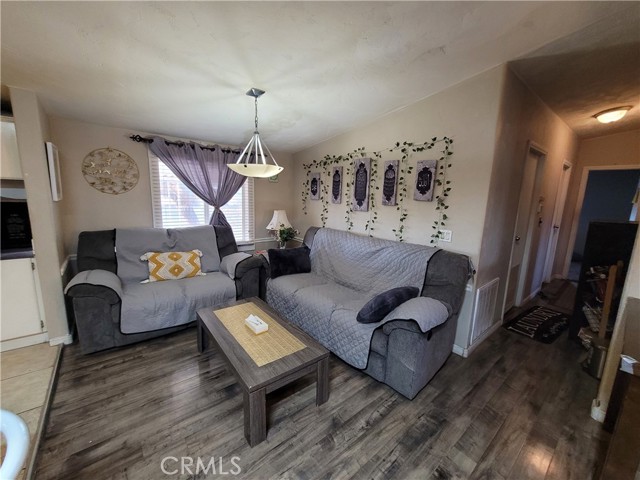 Detail Gallery Image 11 of 48 For 11106 Baldy Mesa Rd, Victorville,  CA 92392 - 3 Beds | 2 Baths