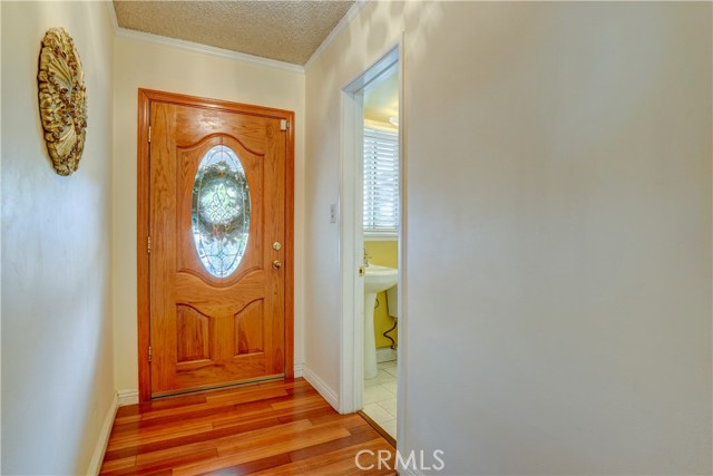 Detail Gallery Image 12 of 59 For 7115 Park Manor Ave, North Hollywood,  CA 91605 - 4 Beds | 2 Baths