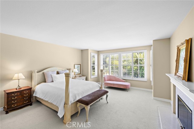 17 Brigadier, Irvine CA: https://media.crmls.org/medias/c48b3794-0c17-4e3e-b91a-b16e92296580.jpg