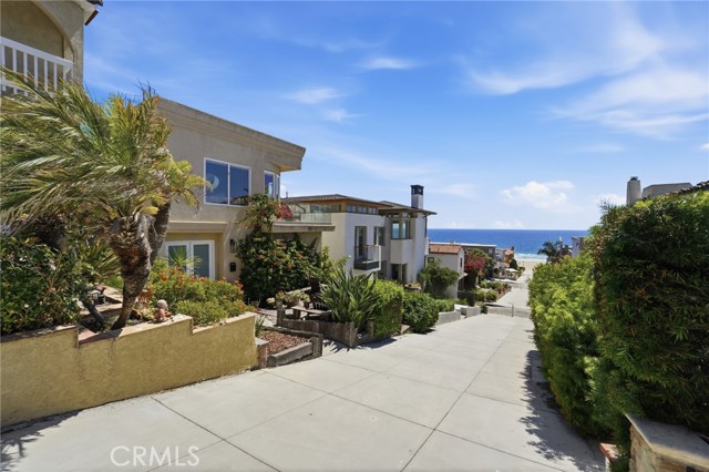 222 24th Street, Manhattan Beach, California 90266, 6 Bedrooms Bedrooms, 0 ,5 BathroomsBathrooms,Residential,For Sale,24th,0,SB26141926