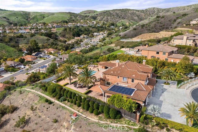 Detail Gallery Image 6 of 60 For 3991 Hollow Ridge Ct, Yorba Linda,  CA 92887 - 5 Beds | 4/1 Baths