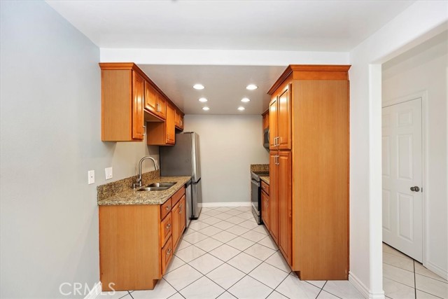 Detail Gallery Image 8 of 17 For 212 S Kraemer Bld #1416,  Placentia,  CA 92870 - 2 Beds | 1 Baths