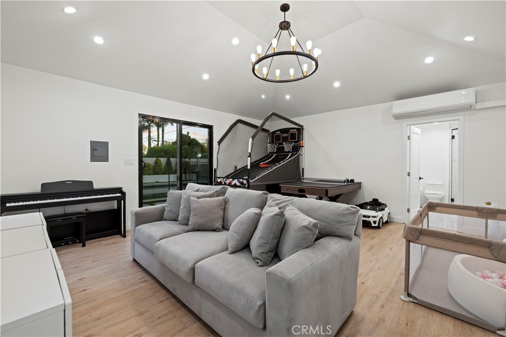 1521 N Columbus Avenue Glendale img 57