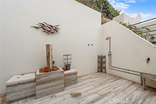 Detail Gallery Image 17 of 22 For 2482 Glenneyre St, Laguna Beach,  CA 92651 - 3 Beds | 3/1 Baths