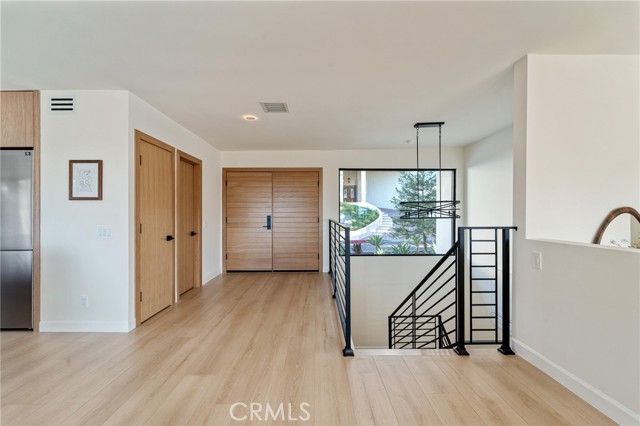 Detail Gallery Image 4 of 42 For 1117 Oberlin, Glendale,  CA 91205 - 4 Beds | 3/1 Baths