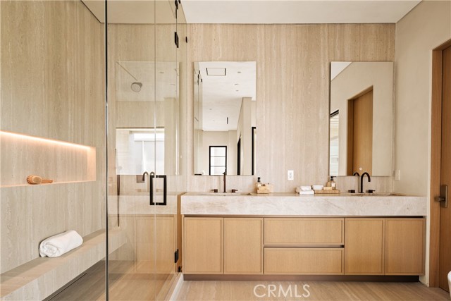 4724 Lemona Avenue, Sherman Oaks CA: https://media.crmls.org/medias/c48e94f5-287a-4b88-8752-99e87056c250.jpg