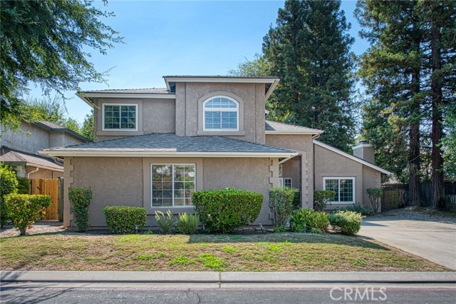 Detail Gallery Image 2 of 34 For 10668 Lighthouse Dr, Fresno,  CA 93730 - 3 Beds | 3 Baths