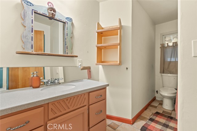 5338 Deception River Road, Chico CA: https://media.crmls.org/medias/c48fb5c8-a1a1-4a0b-a432-00a75cd24c65.jpg