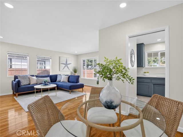 Image 11 of 43 For 3638 156th Street