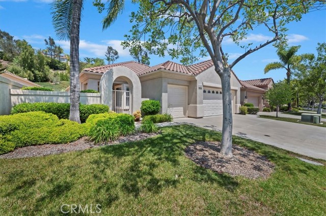 23810 Via Barletta, Murrieta CA: https://media.crmls.org/medias/c4912cf5-94b1-41bc-ab7f-3fc84d38107c.jpg