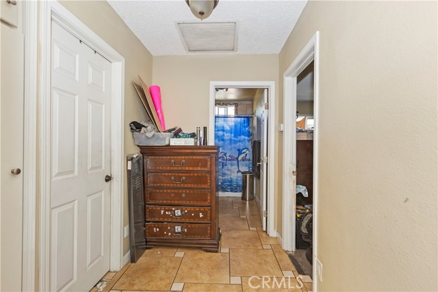 Detail Gallery Image 11 of 14 For 8963 Laurel Ave, Fontana,  CA 92335 - 2 Beds | 1 Baths