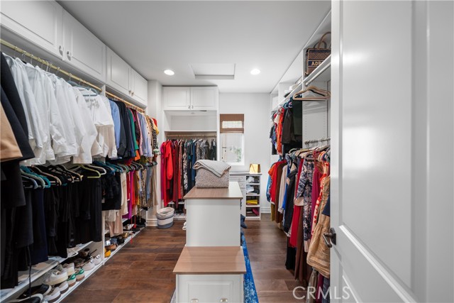 Detail Gallery Image 37 of 46 For 9 Spanish Moss, Irvine,  CA 92602 - 6 Beds | 5 Baths