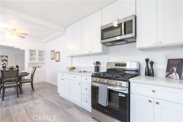 Detail Gallery Image 8 of 41 For 3155 Lynwood Rd, Lynwood,  CA 90262 - 3 Beds | 1 Baths