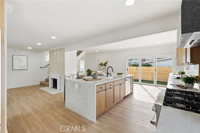 Detail Gallery Image 15 of 48 For 3675 Palo Verde, Long Beach,  CA 90808 - 5 Beds | 3 Baths