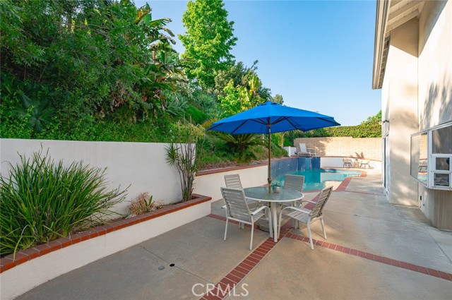 22443 Robin Oaks, Diamond Bar CA: https://media.crmls.org/medias/c4942728-1dec-4e0d-a886-22f4aaef5c6e.jpg