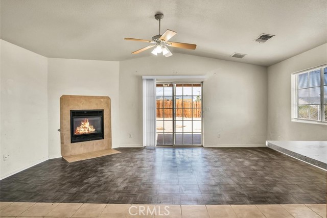 Detail Gallery Image 5 of 37 For 5564 Mariposa, Twentynine Palms,  CA 92277 - 3 Beds | 2 Baths