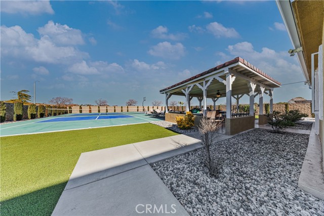 Detail Gallery Image 70 of 75 For 3625 Paddock Way, Quartz Hill,  CA 93536 - 6 Beds | 4/2 Baths