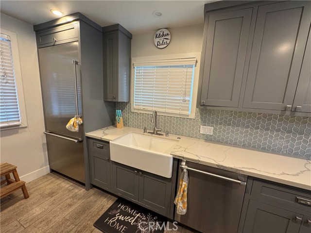 Detail Gallery Image 20 of 61 For 14825 Cranbrook Ave, Hawthorne,  CA 90250 - 4 Beds | 3 Baths
