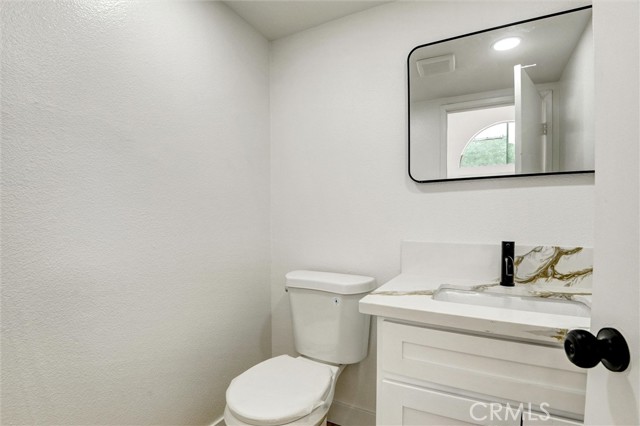 Detail Gallery Image 8 of 28 For 6959 Valatta, Rancho Cucamonga,  CA 91701 - 3 Beds | 2/1 Baths