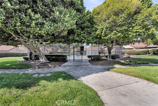 1105 W Victoria Street, Rialto CA: https://media.crmls.org/medias/c4964a17-bc18-4dff-97c0-6784dc3d1d3e.jpg