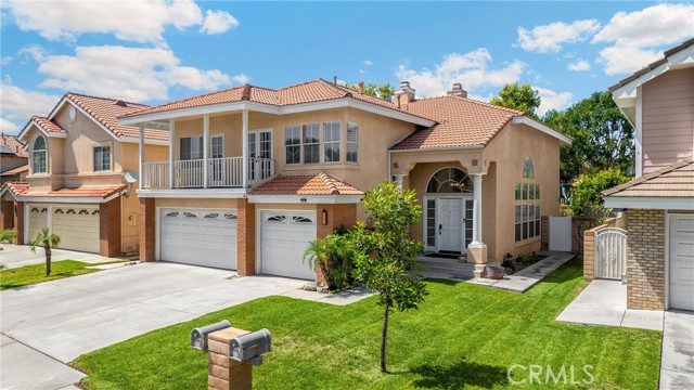 4350 Bennington Court, Chino CA: https://media.crmls.org/medias/c496c3cc-8d9a-46ac-9157-1feae032cb4f.jpg