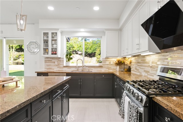 Detail Gallery Image 16 of 71 For 3987 Button Bush Ct, San Bernardino,  CA 92407 - 5 Beds | 3 Baths