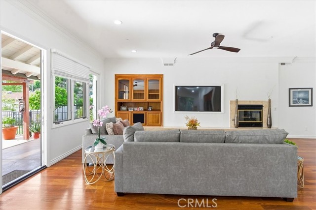 Detail Gallery Image 17 of 58 For 12831 Fairhaven Extention, Santa Ana,  CA 92705 - 4 Beds | 3/1 Baths