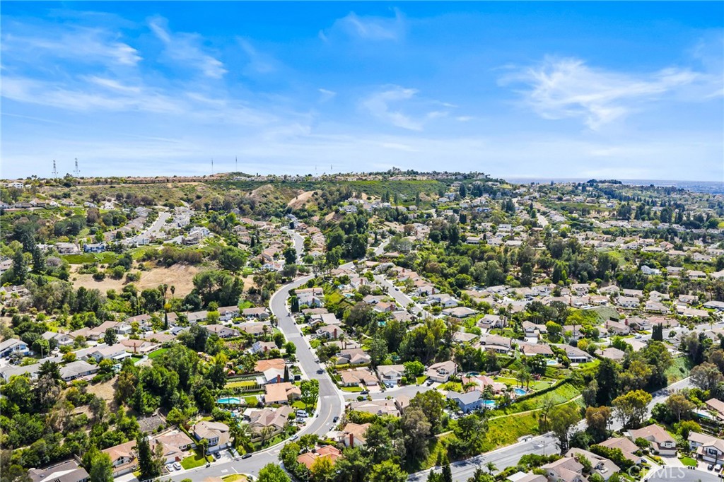 https://media.crmls.org/medias/c497d742-fd43-43df-ac90-6a075e1e326d.jpg?preset=X-Large
