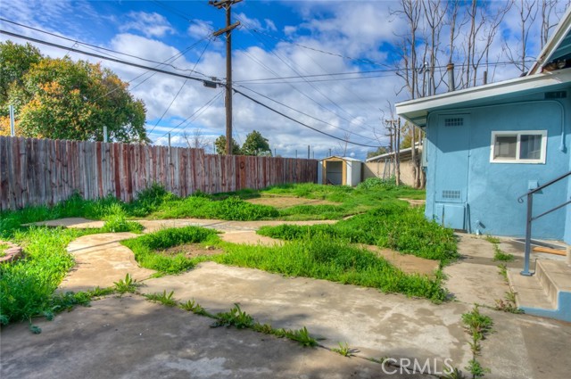 Detail Gallery Image 10 of 48 For 917 Stanford Ct, Bakersfield,  CA 93305 - 4 Beds | 2 Baths