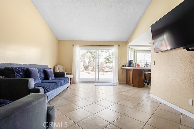 Detail Gallery Image 18 of 36 For 1516 Wimbledon Ct, West Covina,  CA 91791 - 3 Beds | 2 Baths