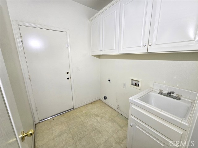 Detail Gallery Image 13 of 29 For 10168 N Price, Fresno,  CA 93730 - 3 Beds | 2/1 Baths