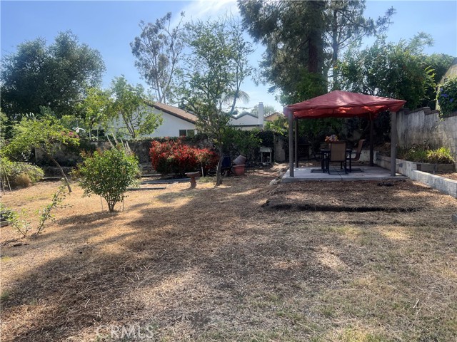 6087 Carol Avenue, Rancho Cucamonga CA: https://media.crmls.org/medias/c49ac095-6dd1-4526-9945-88b47ff1181b.jpg