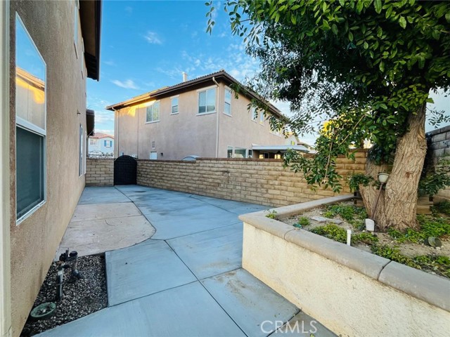 Detail Gallery Image 21 of 25 For 24336 Caladium, Valencia,  CA 91354 - 3 Beds | 2/1 Baths