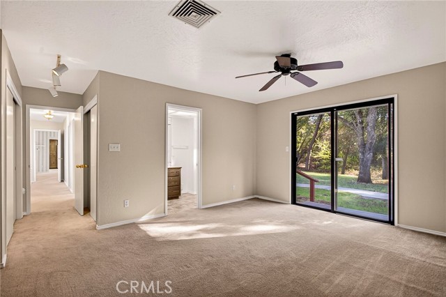 Detail Gallery Image 8 of 28 For 142 Honey Run Rd, Chico,  CA 95928 - 3 Beds | 2 Baths