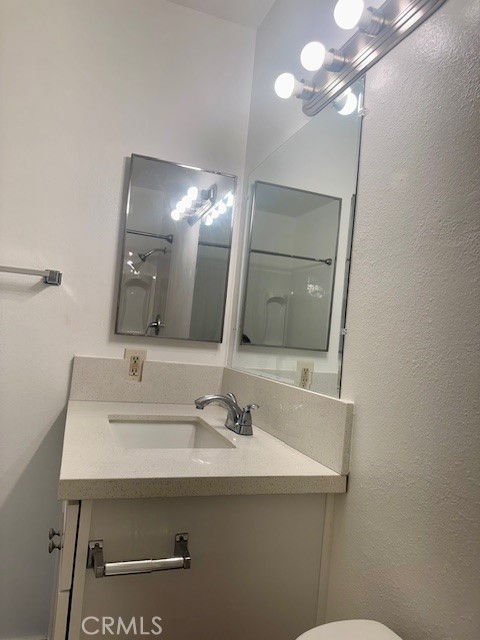 Detail Gallery Image 6 of 10 For 18612 Demion Cir a,  Huntington Beach,  CA 92646 - 3 Beds | 2 Baths