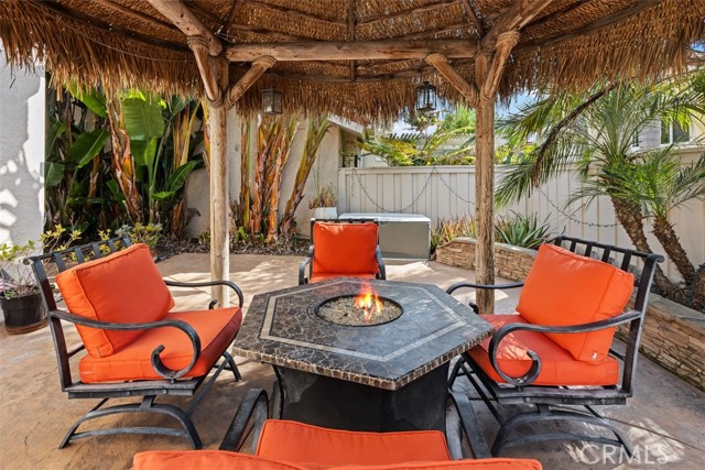 Detail Gallery Image 24 of 31 For 3935 Caminito Silvela, San Diego,  CA 92122 - 3 Beds | 2 Baths