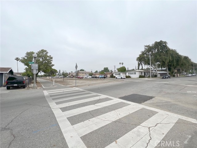 284 N Palm Avenue, Upland CA: https://media.crmls.org/medias/c49d9a07-6897-44c0-b36d-26ce836f1696.jpg