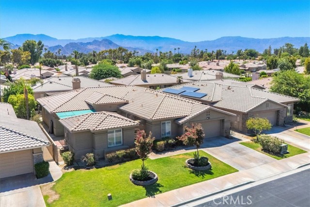 Detail Gallery Image 4 of 62 For 77665 Marlowe Ct, Palm Desert,  CA 92211 - 5 Beds | 3/1 Baths