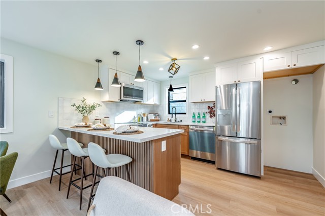 Detail Gallery Image 22 of 23 For 1972 S Corning St, Los Angeles,  CA 90034 - 2 Beds | 2 Baths