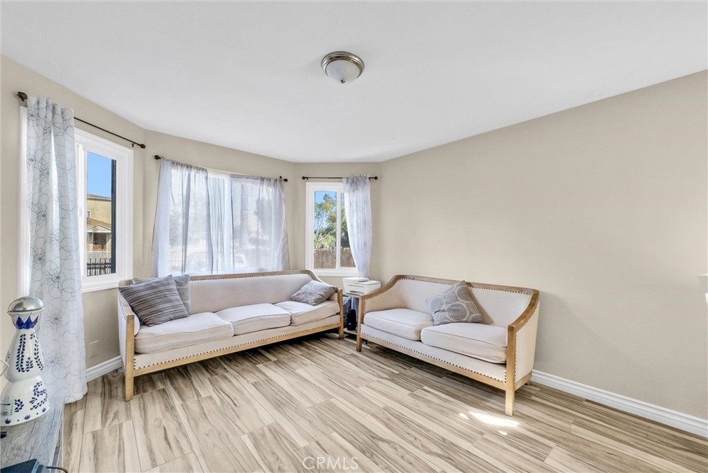 MLS #PW25032212 img 2