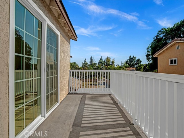 17425 Los Alimos Street, Granada Hills CA: https://media.crmls.org/medias/c49e70fd-9575-4e09-ac1d-aae21f8ee48e.jpg