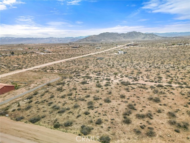 Detail Gallery Image 3 of 11 For 60449 Belfair, Joshua Tree,  CA 92252 - – Beds | – Baths