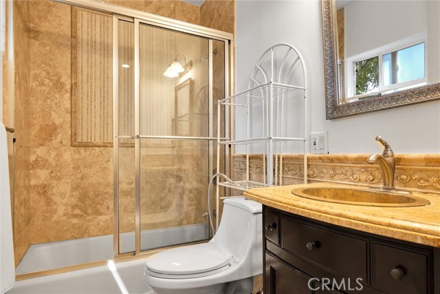 22349 Dolorosa Street, Woodland Hills CA: https://media.crmls.org/medias/c49fe9b2-51dc-4b94-b27e-3cf3a0da2ae5.jpg