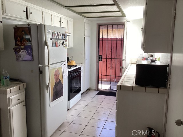 Detail Gallery Image 27 of 28 For 1305 Avnue J3, Lancaster,  CA 93535 - 3 Beds | 2 Baths