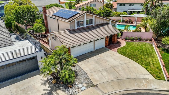 1329 Holly Leaf Way, Diamond Bar CA: https://media.crmls.org/medias/c4a26b30-1b6b-4750-a820-422bf18d6515.jpg
