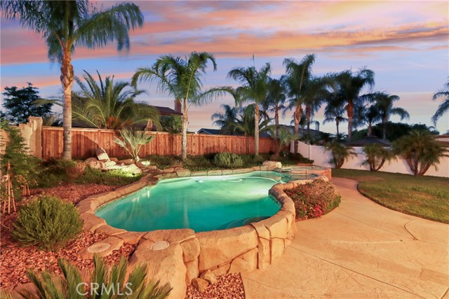 Detail Gallery Image 3 of 39 For 25644 Mountain Glen Cir, Menifee,  CA 92585 - 4 Beds | 2 Baths