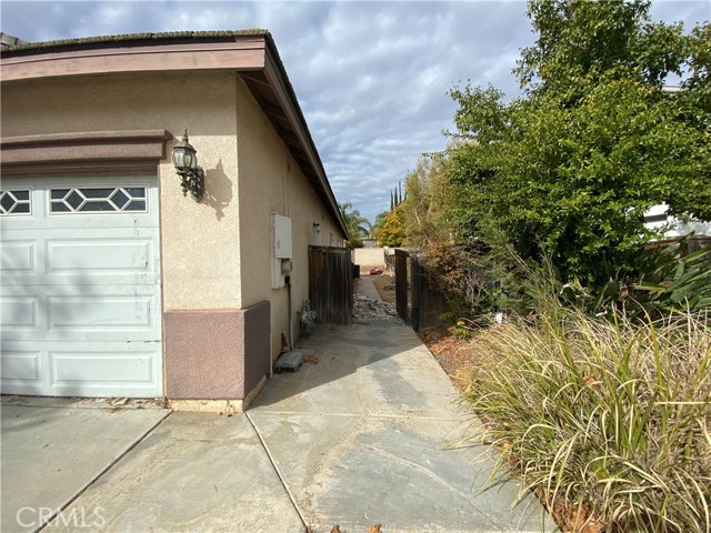 Detail Gallery Image 2 of 11 For 29687 Cool Meadow Dr, Menifee,  CA 92584 - 4 Beds | 2 Baths