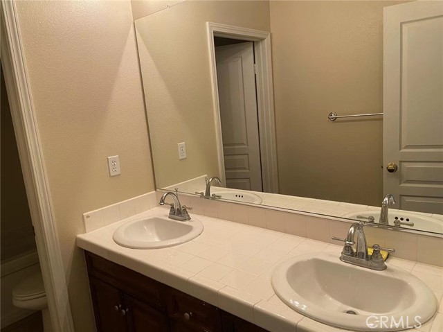 Detail Gallery Image 12 of 15 For 187 Wild Lilac, Irvine,  CA 92620 - 3 Beds | 2/1 Baths