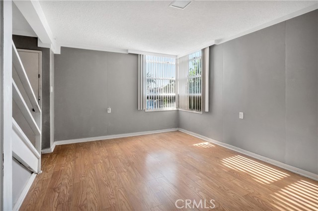 Detail Gallery Image 19 of 29 For 649 Gould, Hermosa Beach,  CA 90254 - 4 Beds | 3 Baths