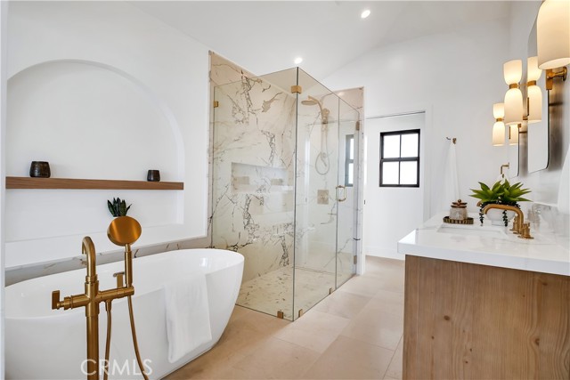 Detail Gallery Image 7 of 51 For 470 Camino De Encanto, Redondo Beach,  CA 90277 - 4 Beds | 3 Baths